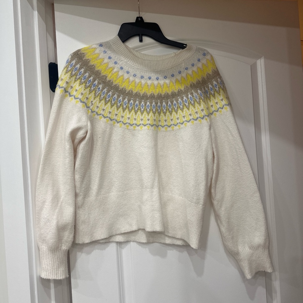 Loft Women's Cream and Yellow Patterned Fair Isle Sweater